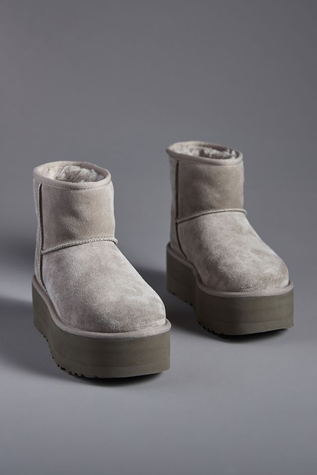Bottes plateforme en daim Classic Mini UGG #1