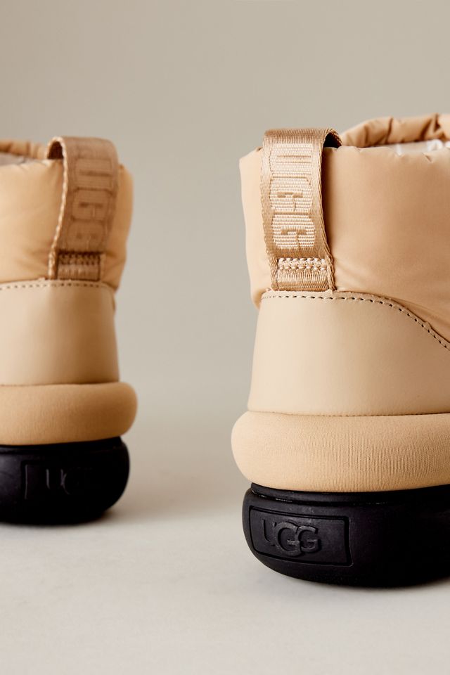 UGG Classic Maxi Mini Stivali Platform #1