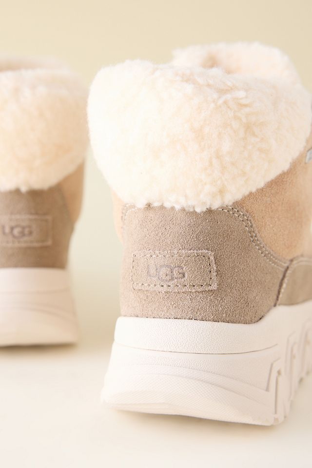 Bottes à lacets confortables UGG Terretrail #4