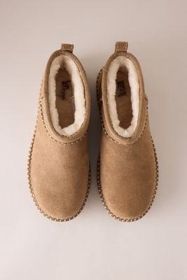 Bota UGG Stitch Classic Ultra Mini