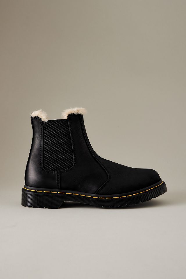 Dr martens fur lined chelsea clearance boots