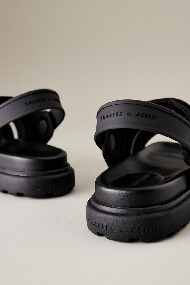 Sandalias deportivas con plataforma con correa táctil Charles & Keith #1