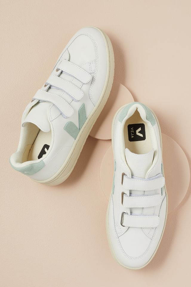 Veja v lock sales