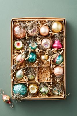 Vintage-Inspired Ornament Set
