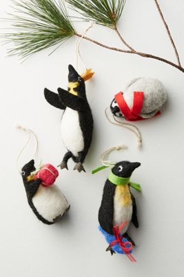 Bundled Penguins Ornament Set