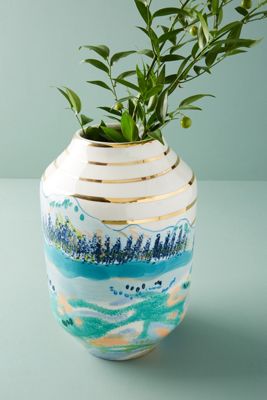Wonderland Vase