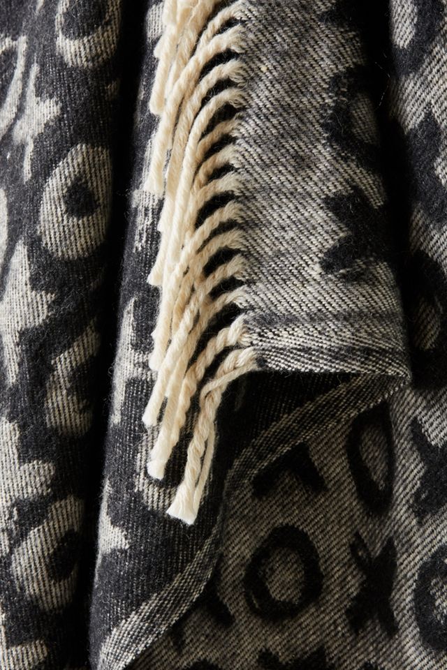 XO Reversible Throw Blanket #1