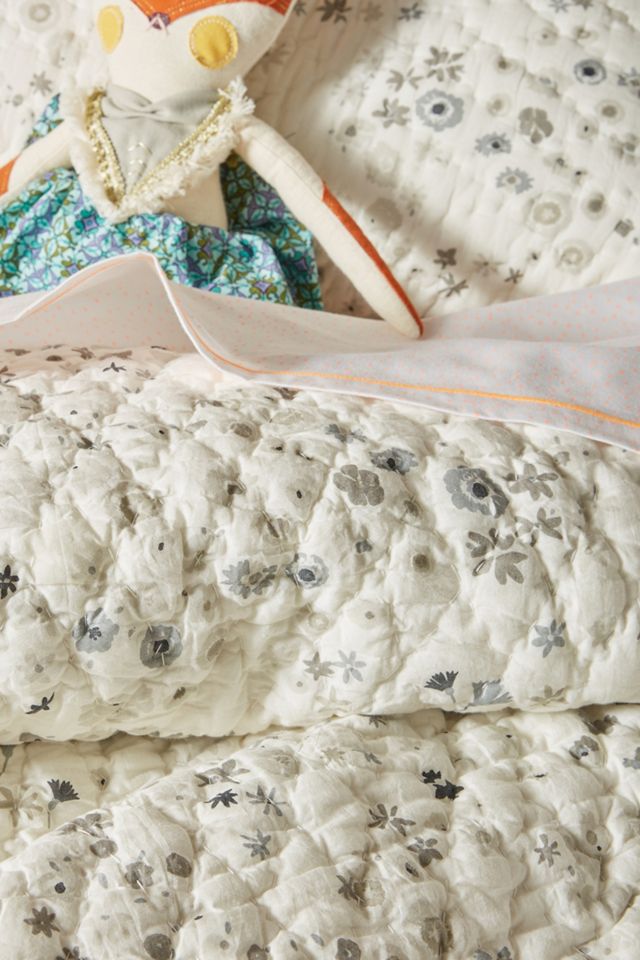 Grey Floral Twin Quilt #1