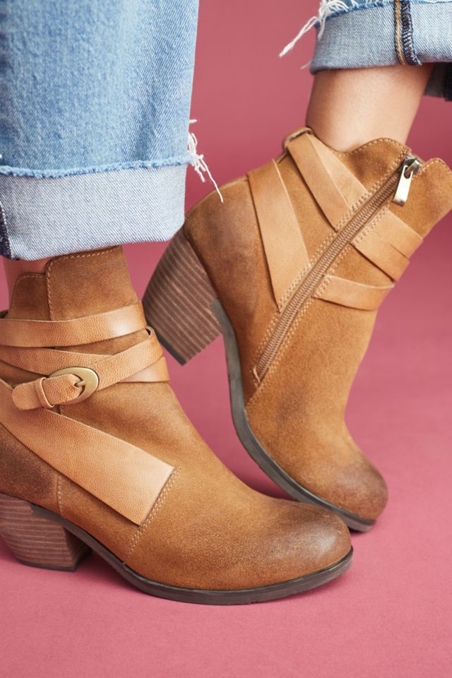 Antelope Gillie Wrap Booties #4