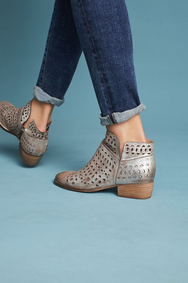 Liendo by Seychelles Mojave Booties #3