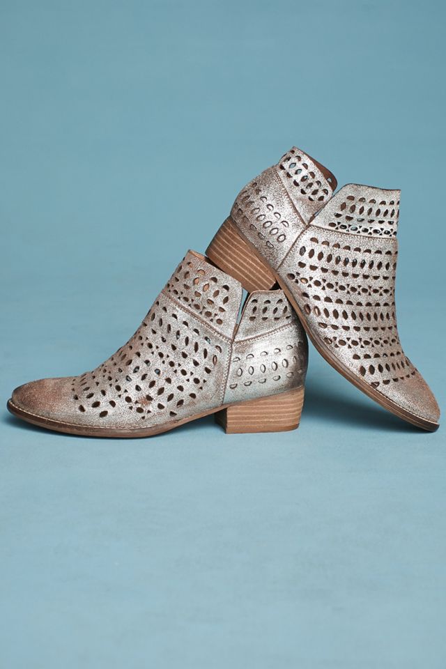 Liendo by Seychelles Mojave Booties #4