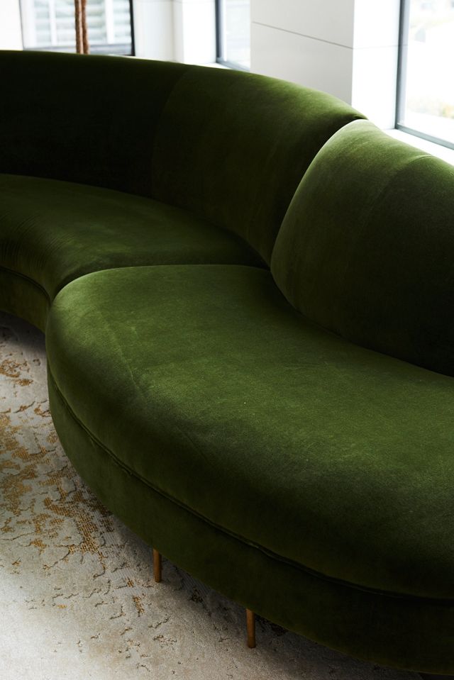 Grace Serpentine Three-Piece Sectional #6