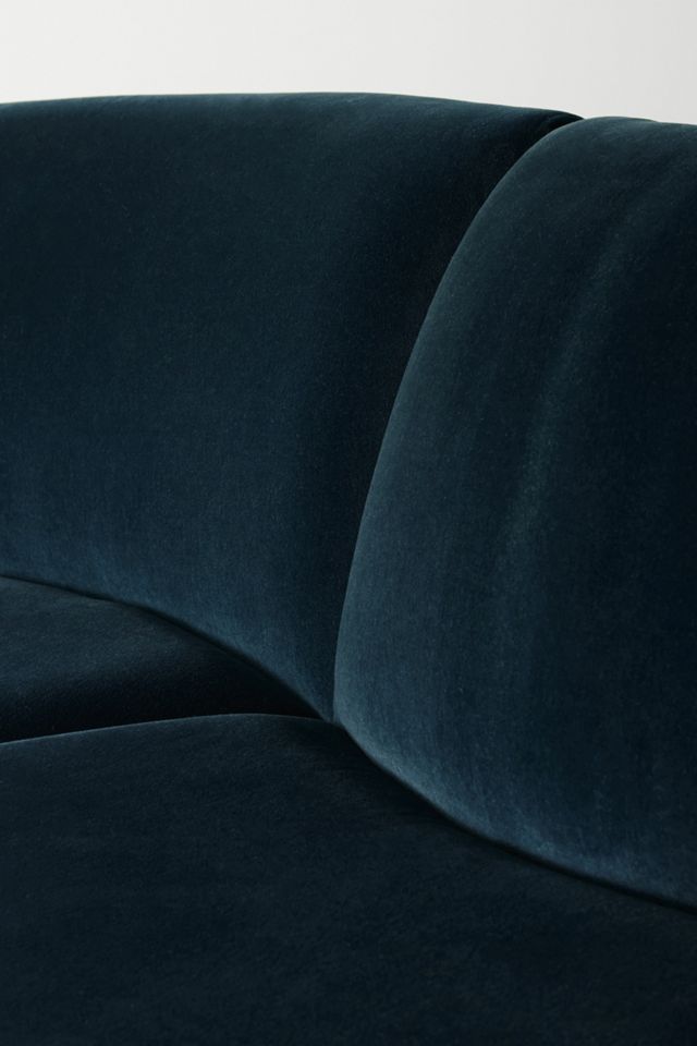 Grace Serpentine Three-Piece Sectional #2