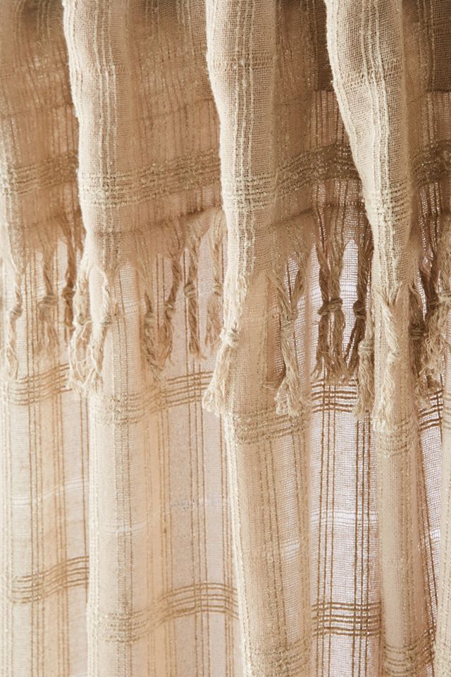 Anu Curtain #1