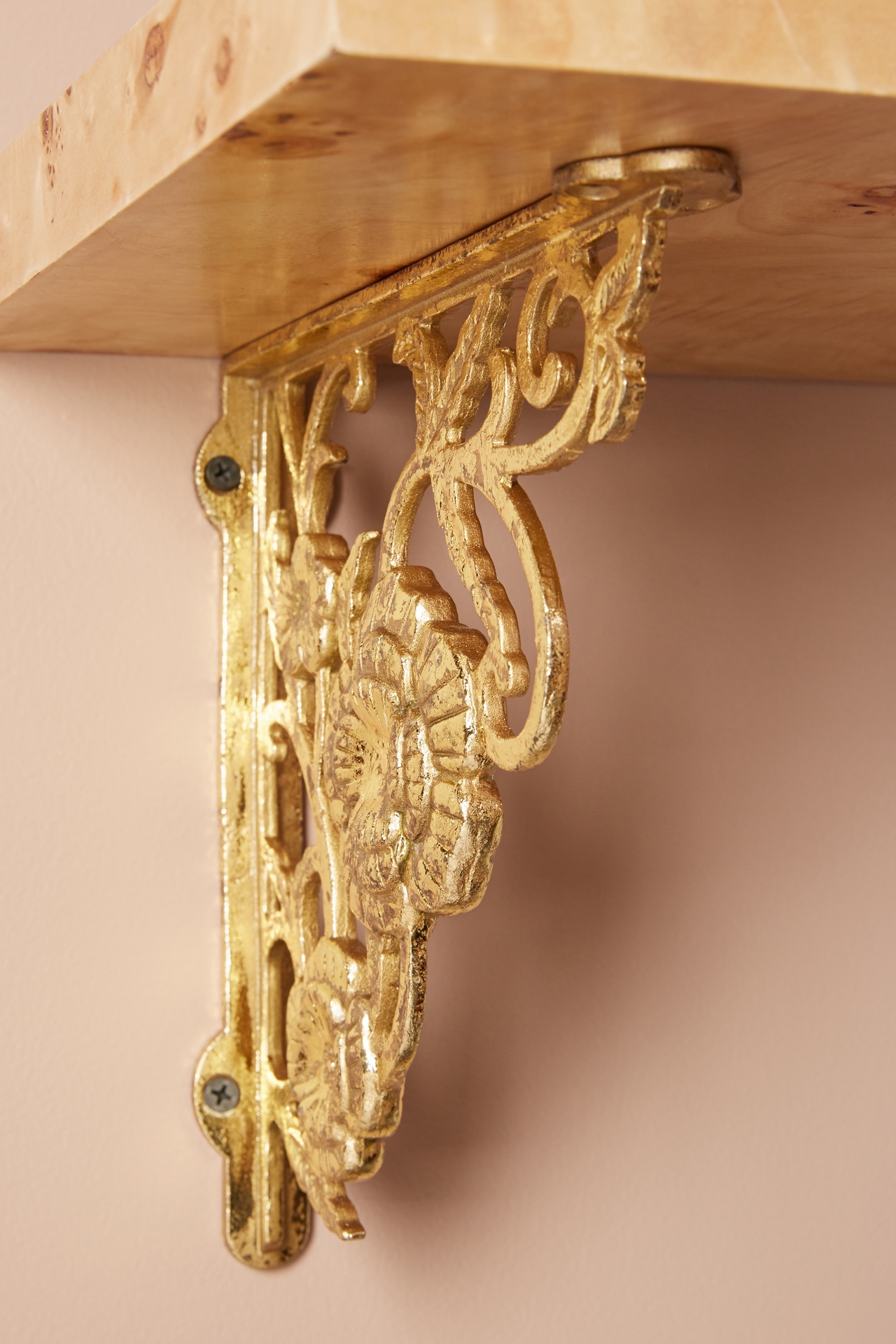 Madison Shelf Bracket