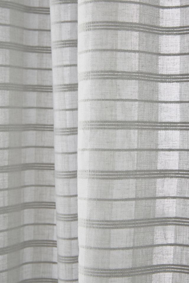 Claudia Curtain #2