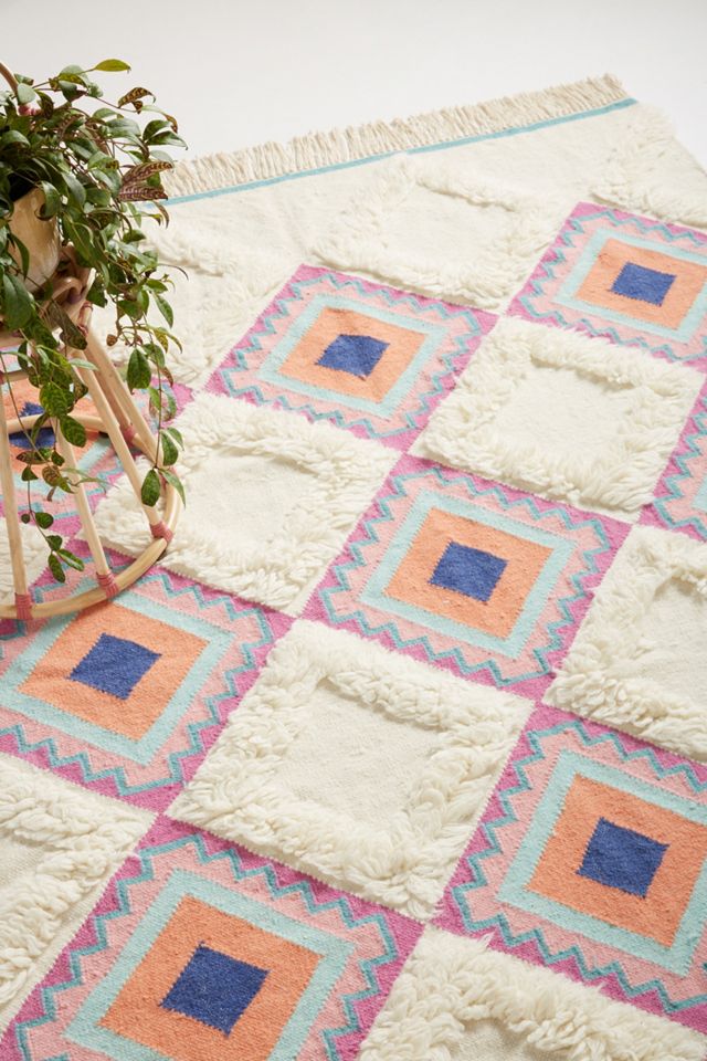 Textured Rhombus Rug #1