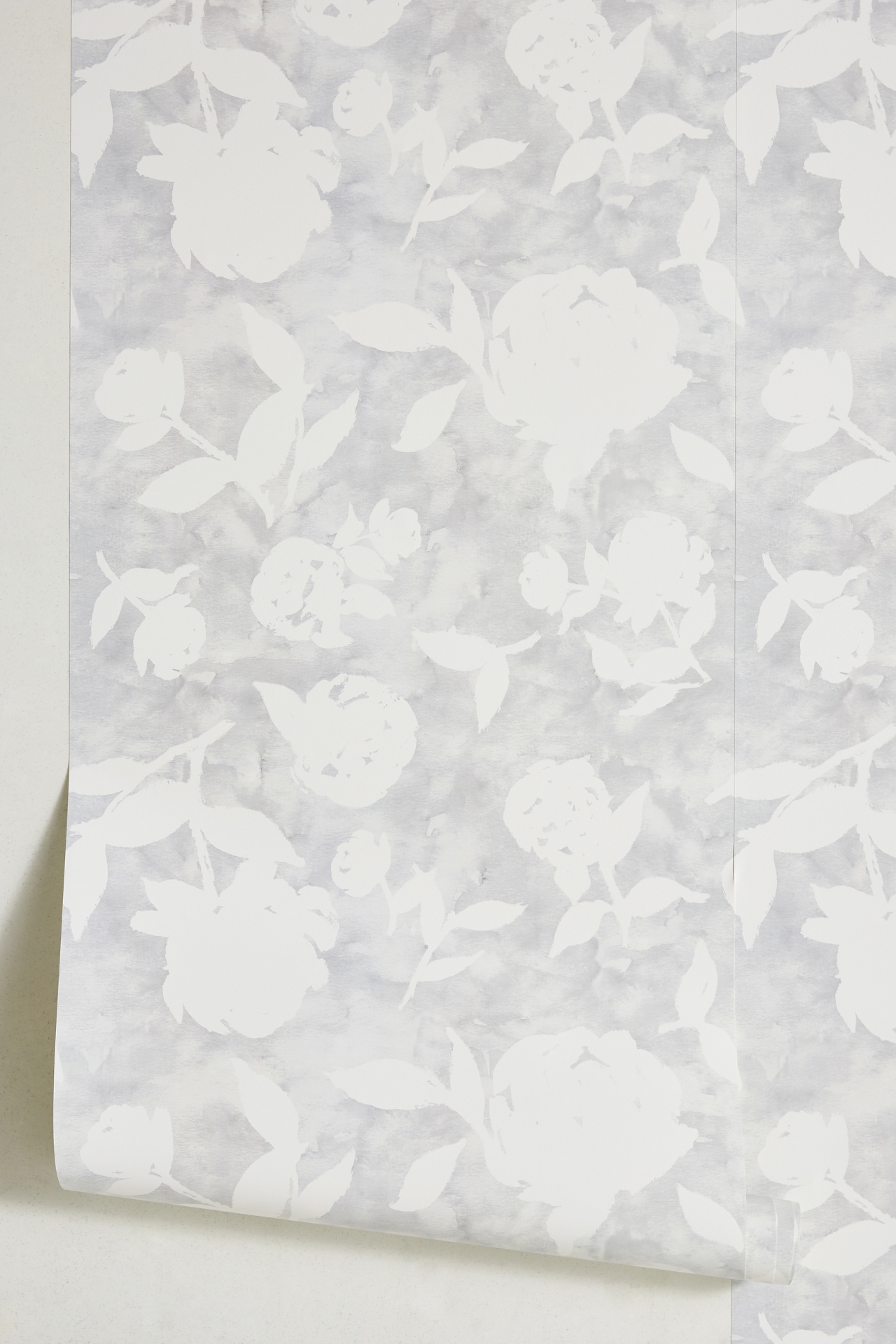 Anthropologie Roses Wallpaper