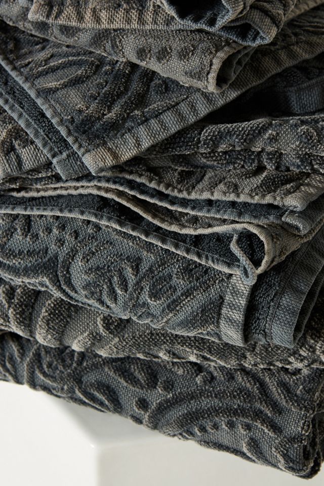 Kassatex Francesca Sculpted Paisley Towel Collection #2