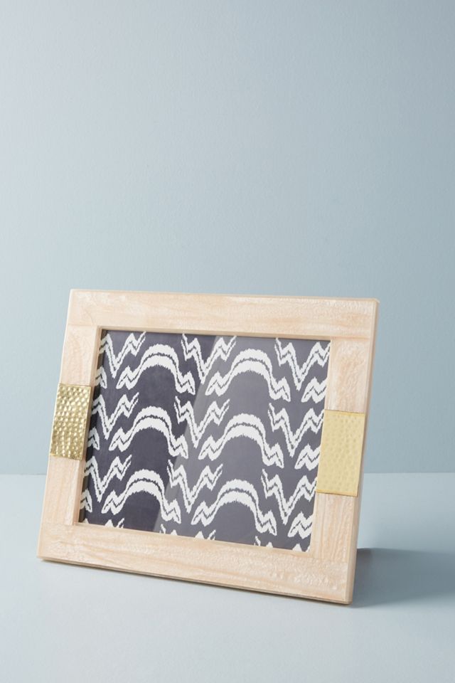 Aviva Frame #3