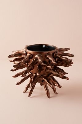 Urchin Vessel