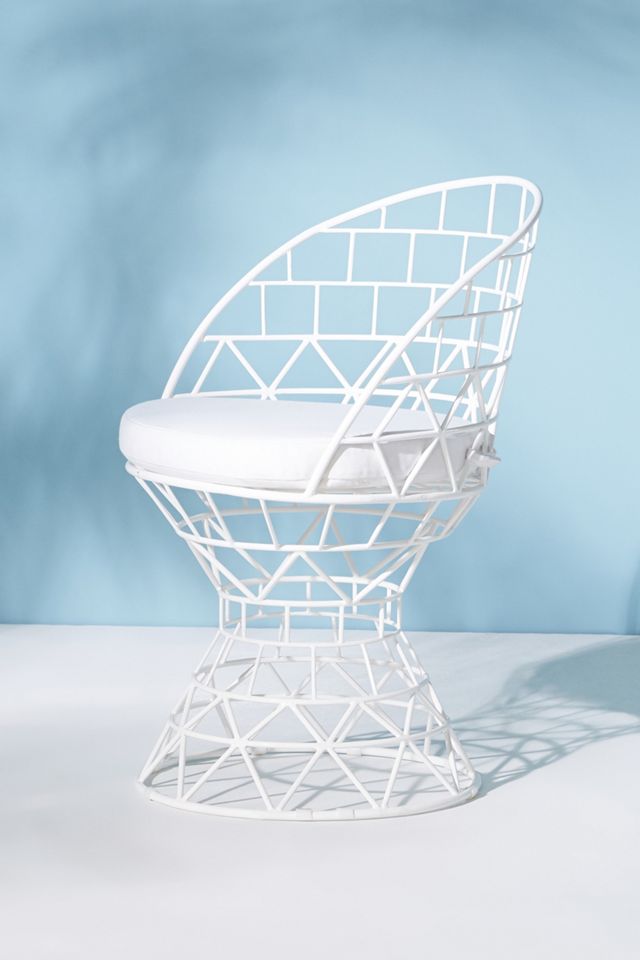 Desi Indoor/Outdoor Pedestal Chair #1