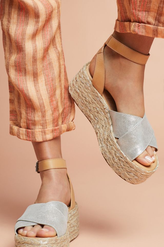 Seychelles much publicized store wedge