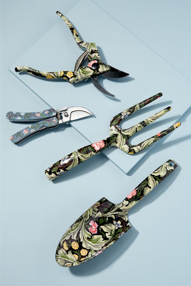 Lot d'outils de jardinage V & A #2