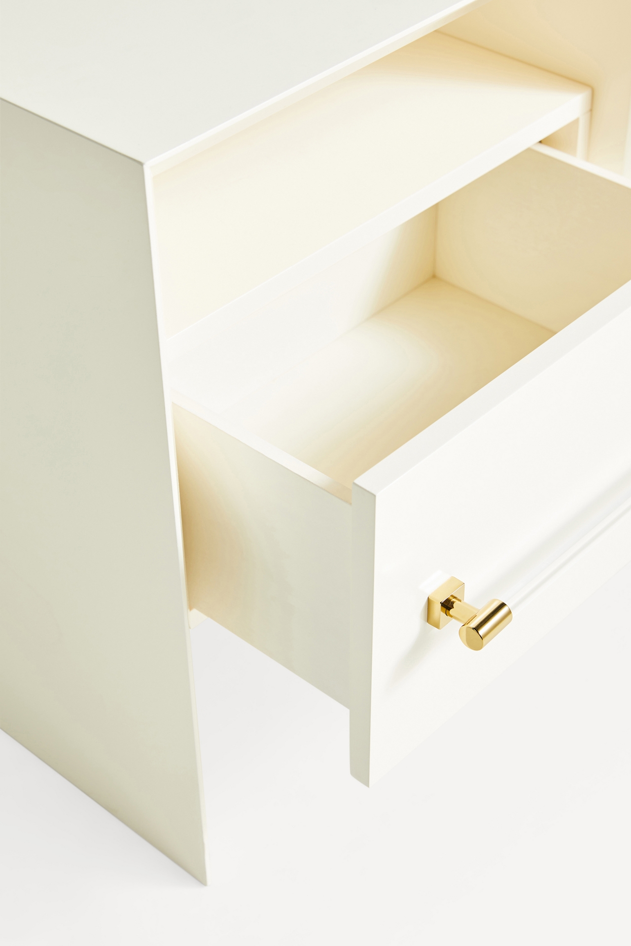 Merriton Smart Nightstand