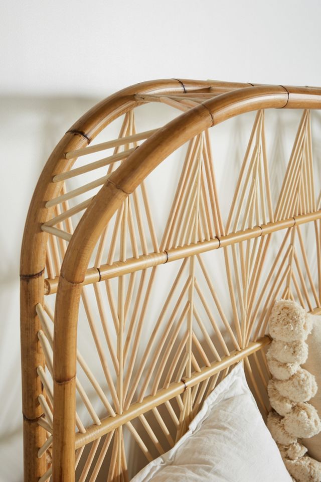 Justina Blakeney Ara Bed #4