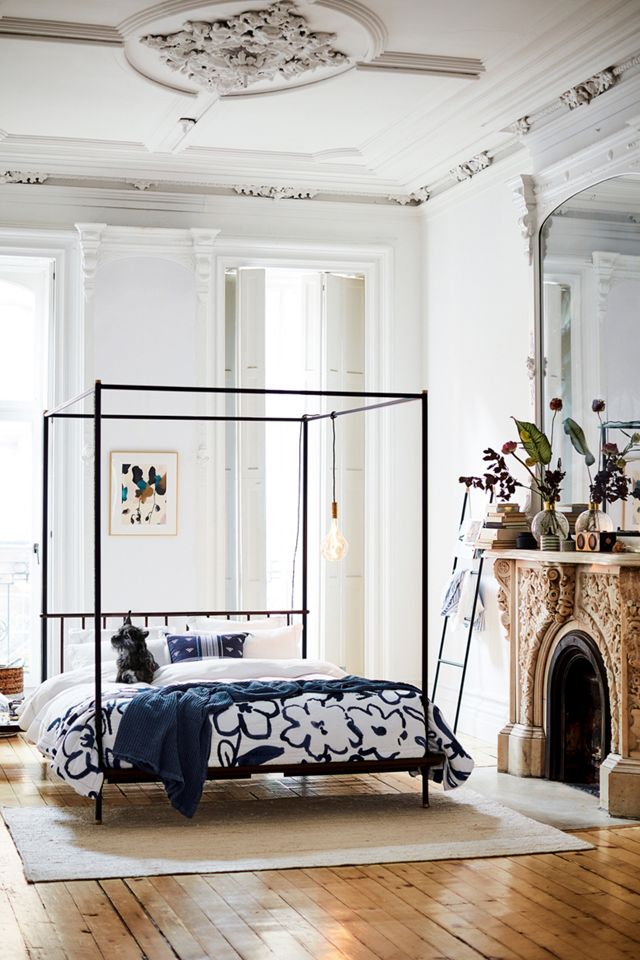 Kalmar Canopy Bed #8