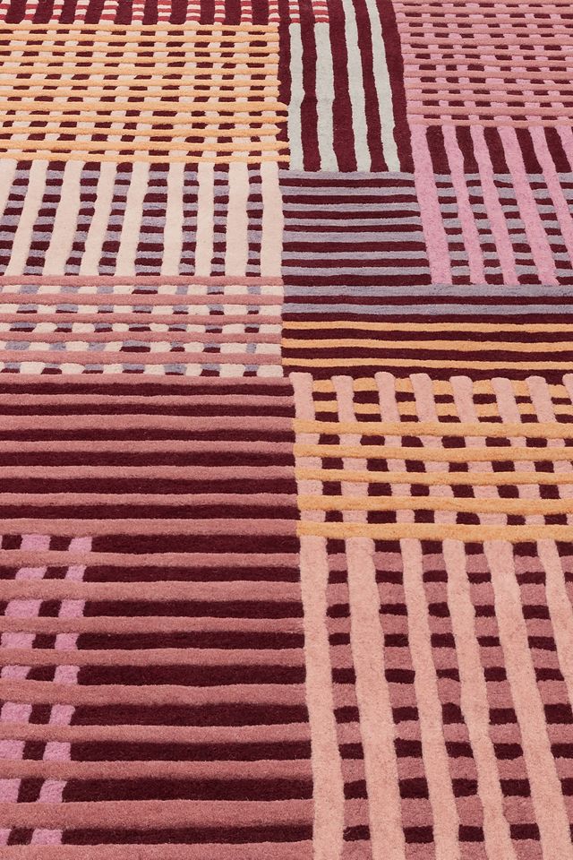 Hand-Tufted Aspect Red Multi Wool Rug #1