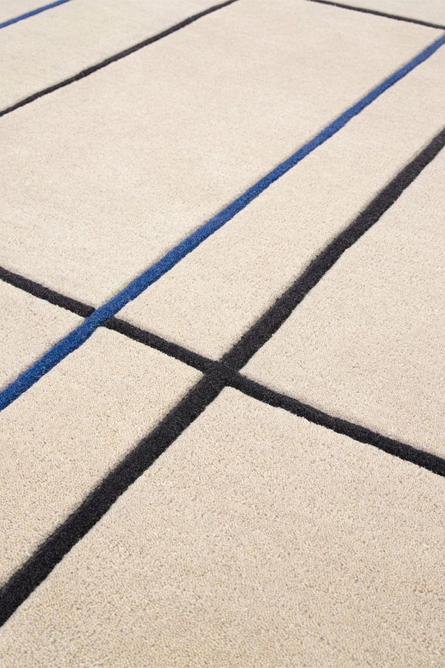 Reef Outline Hand-Tufted Wool Rug #1