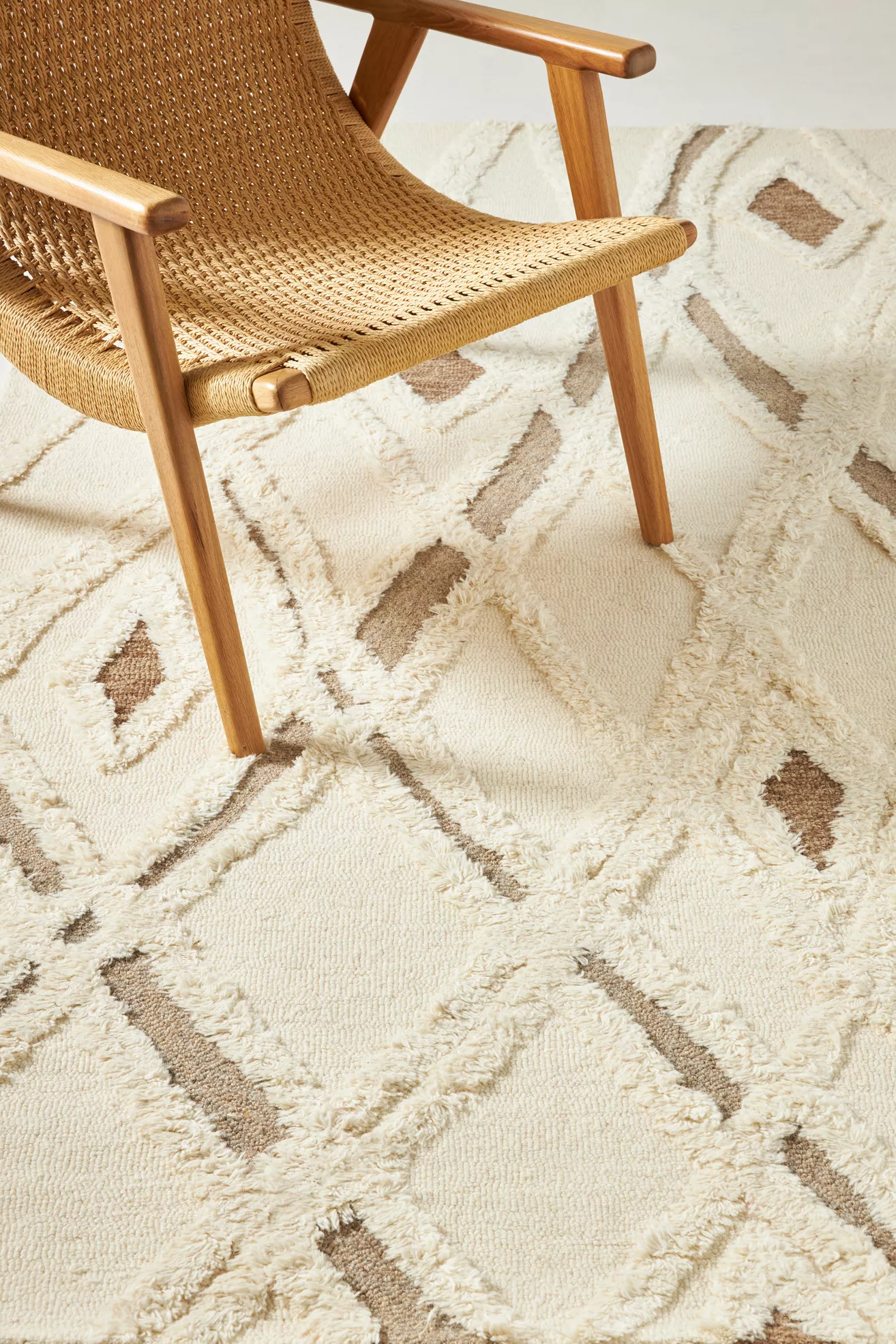 Elika Hand Tufted Wool Cotton Rug - thumbnail 2