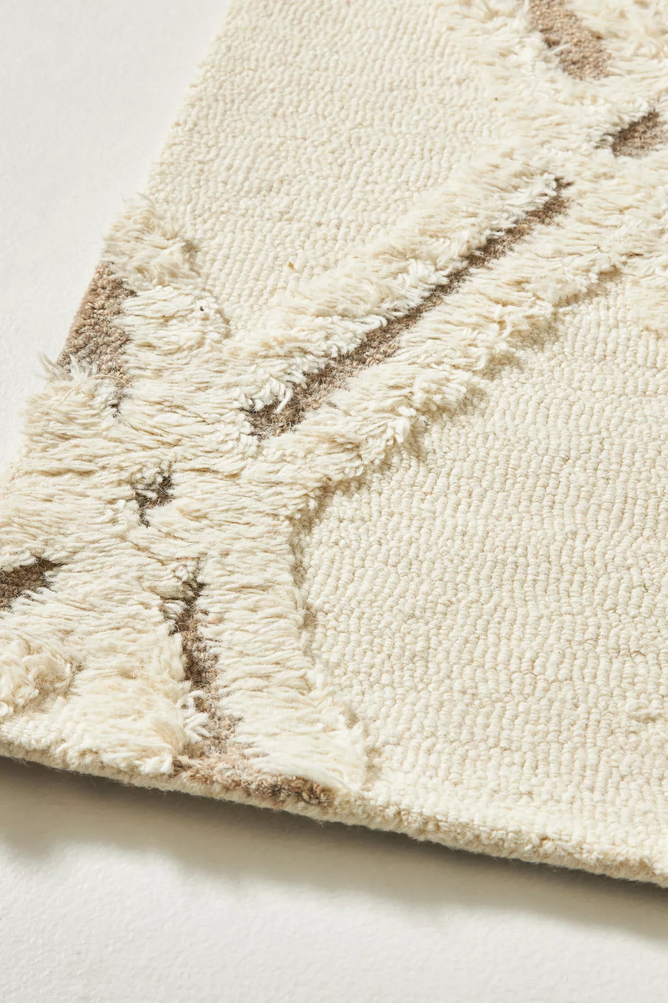 Elika Hand Tufted Wool Cotton Rug - thumbnail 3