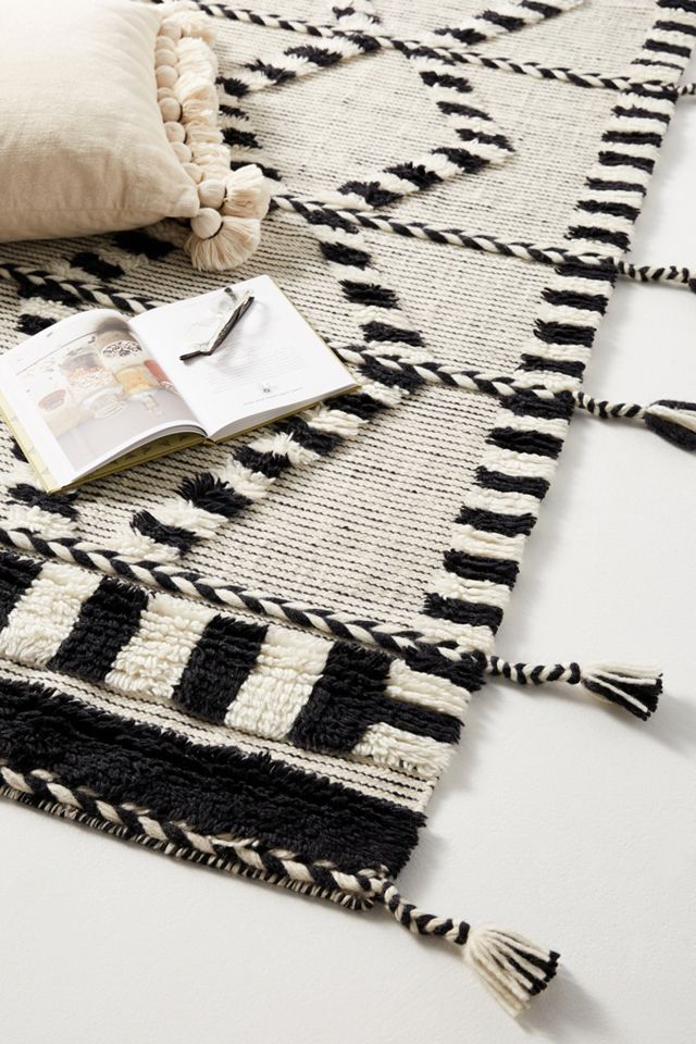 Criss-Cross Flat-Woven Rug #1