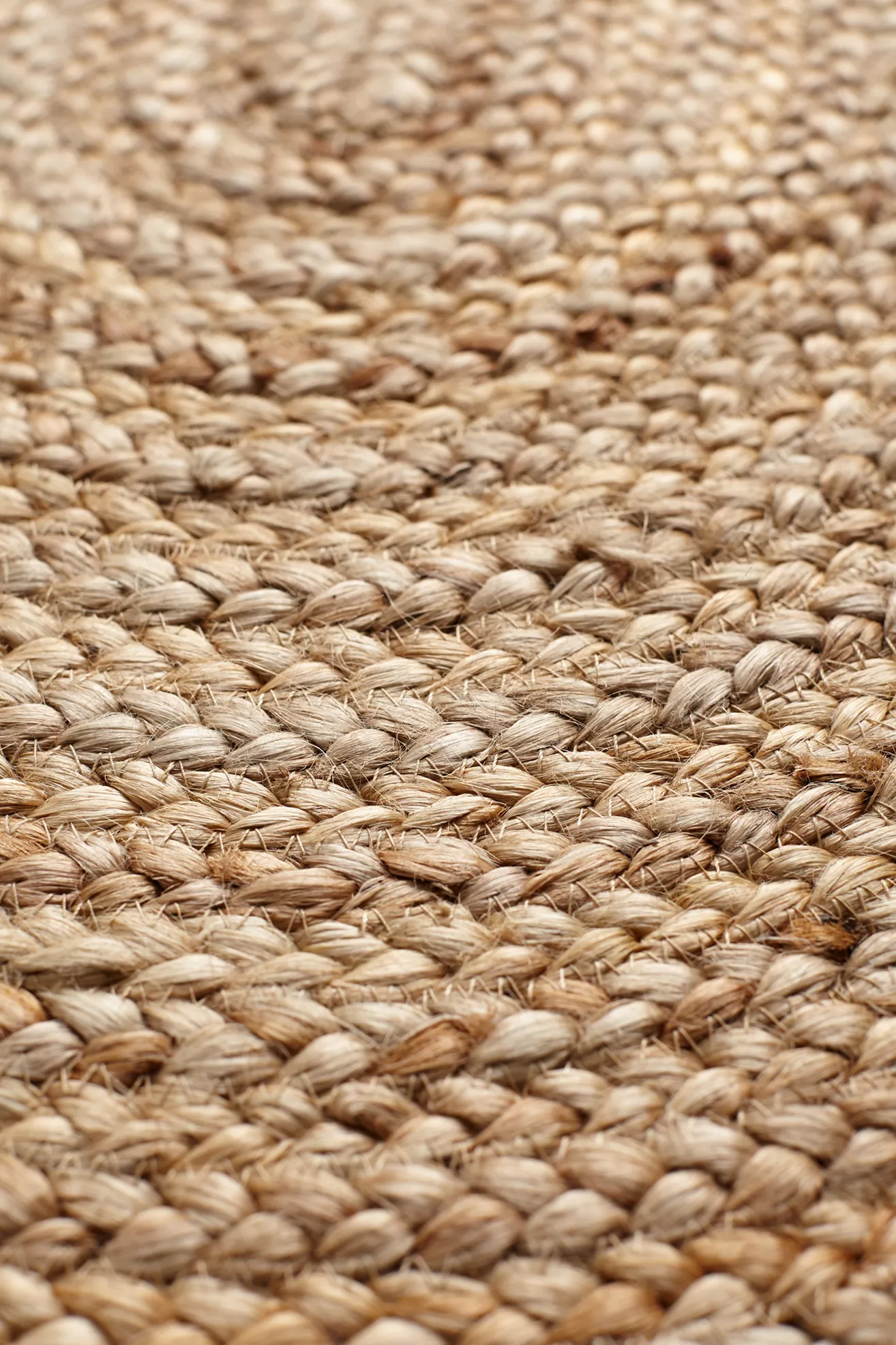 Handwoven Jute Lorne Oval Rug - thumbnail 2