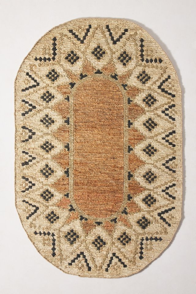 Eternal Oval Jute Rug, Handwoven in natural jute