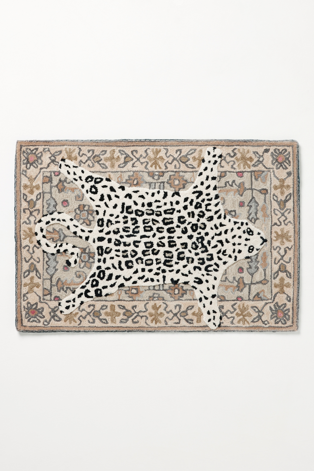 Tufted Octavia Leopard Rug