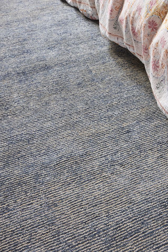 Tufted Obala Viscose-Jute Rug | AnthroLiving