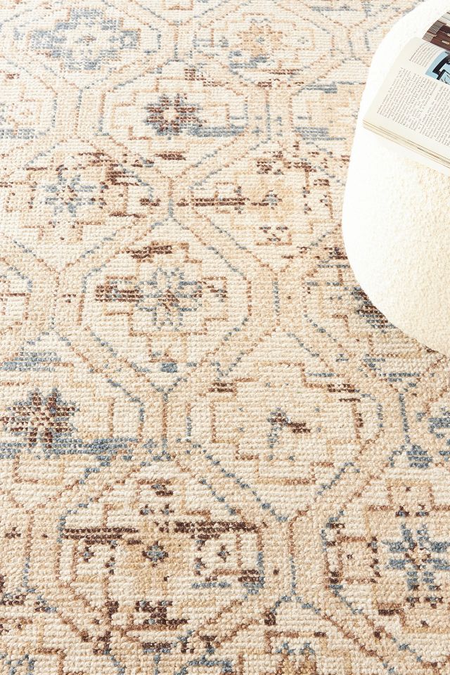 Amber Lewis for Anthropologie Hand-Knotted Sarina Rug