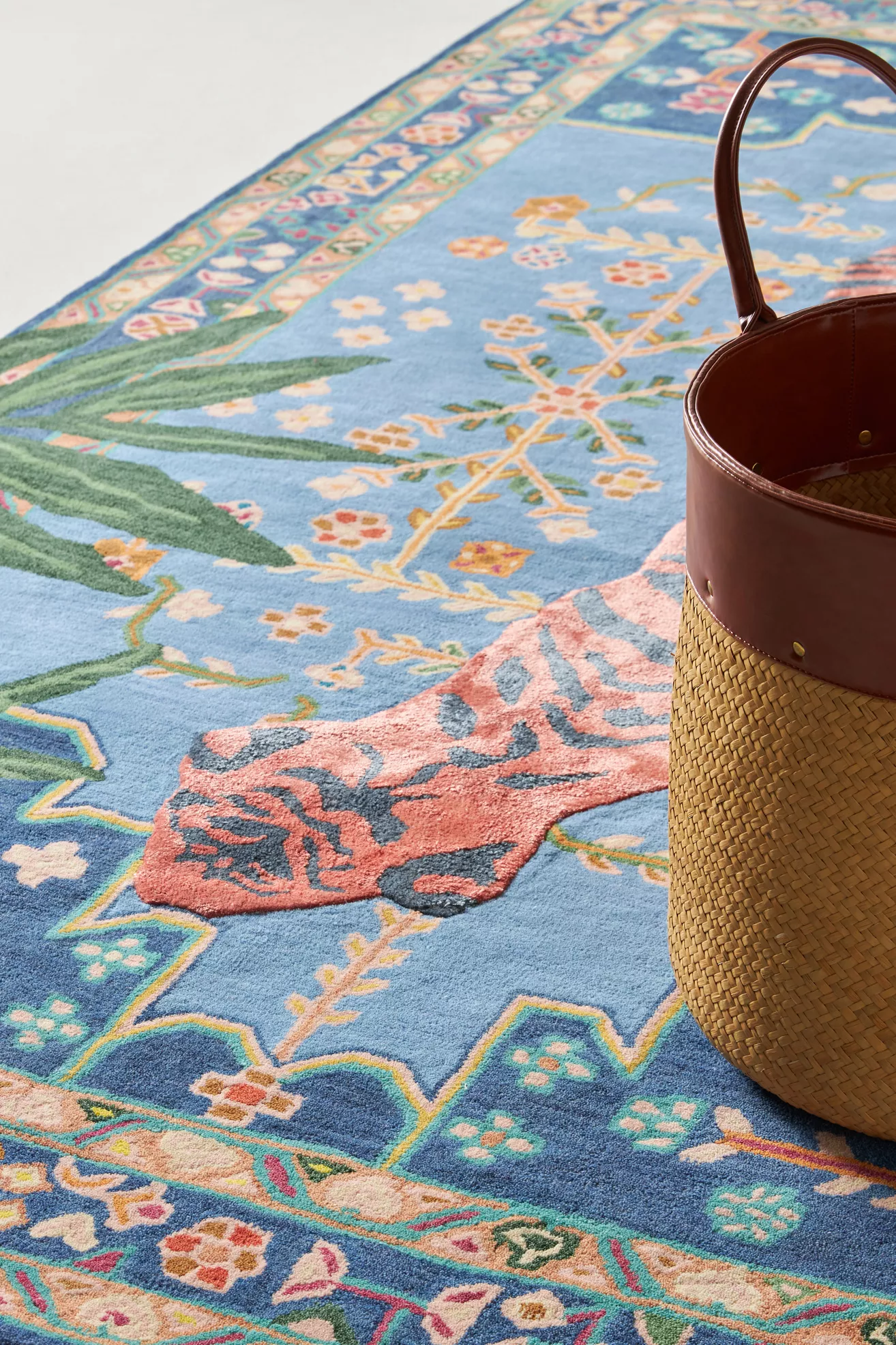 Hand Tufted Wool Blend Bengal Tiger Rug - thumbnail 8