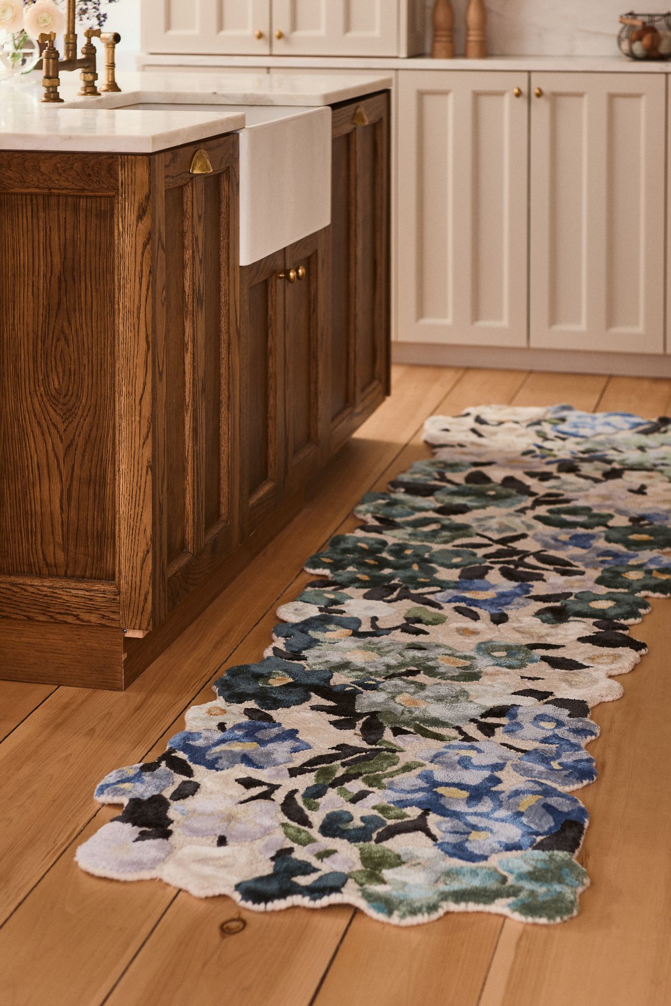 Cassia Wool/Viscose Blend Tufted Floral-Shaped Rug - Blue Green, Standard, 2’ X 3’