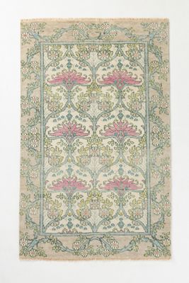 Hand-Knotted Bennet Rug