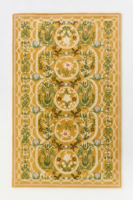 MINDTHEGAP Edelweiss Hand Tufted 100% Wool Floral Rug
