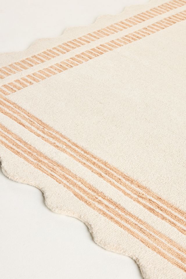 Hand-Tufted Scalloped Scottie Rug #1