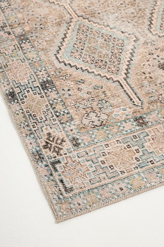 Washable Persian-Inspired Diamond Rug #1