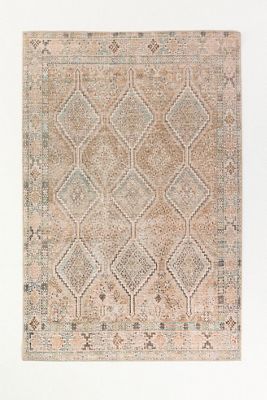 Washable Persian-Inspired Diamond Rug