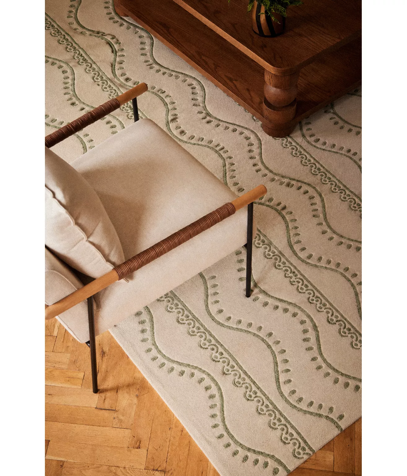 Michaela Tufted Wool Wave Rug - thumbnail 4