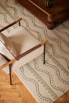 Michaela Tufted Wool Wave Rug